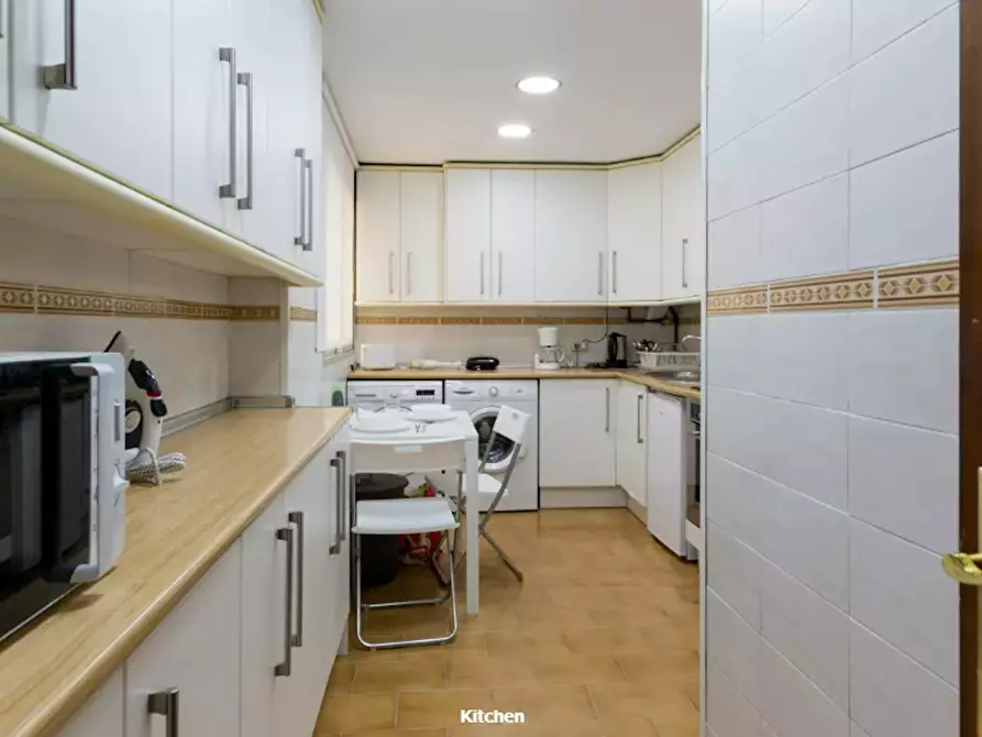 Immagine 5 di Camera in affitto  in Costanilla de los Ángeles a Madrid