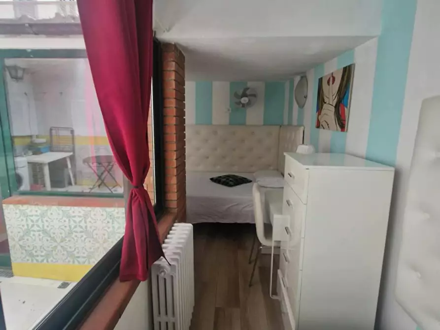 Immagine 4 di Camera condivisa in affitto  in Via dei Serragli a Firenze