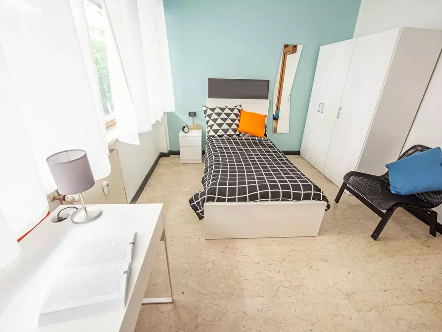 Immagine 1 di Camera in affitto  in Via della Rosta a Udine