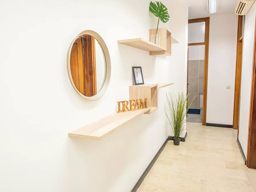 Immagine 8 di Camera in affitto  in Via della Rosta a Udine