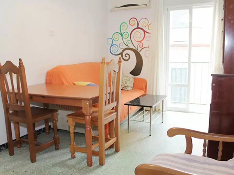 Immagine 10 di Camera in affitto  in Calle Faustino Álvarez a Sevilla