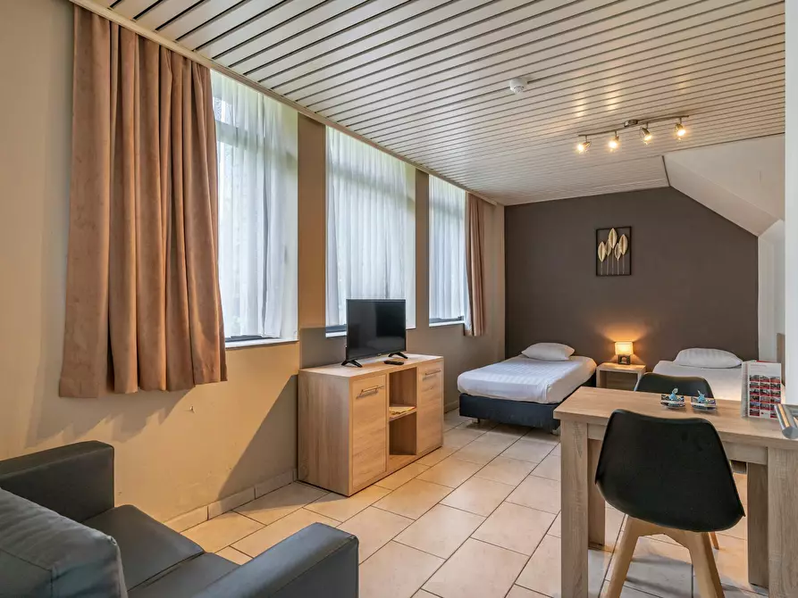 Immagine 4 di Appartamento in affitto  in Rue Jolly a Schaerbeek
