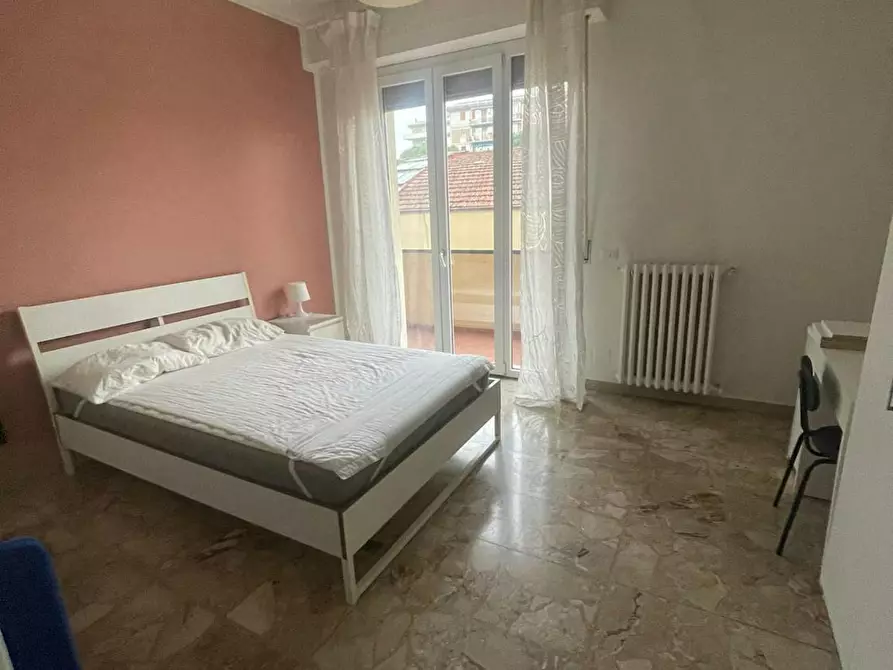 Immagine 1 di Camera in affitto  in Via Francesco Baracca a Firenze