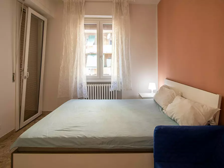 Immagine 4 di Camera in affitto  in Via Francesco Baracca a Firenze