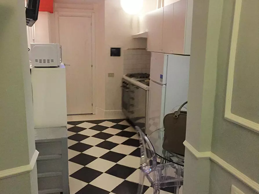 Immagine 8 di Camera in affitto  in Via dei Serragli a Firenze