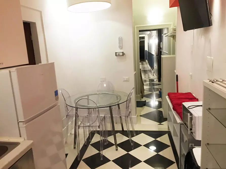 Immagine 9 di Camera in affitto  in Via dei Serragli a Firenze