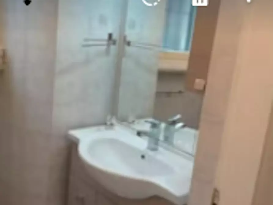 Immagine 7 di Appartamento in affitto  in Via Monteu da Po a Torino