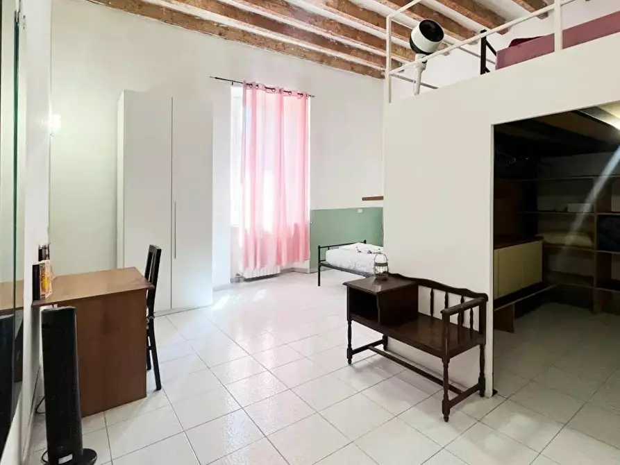 Immagine 2 di Appartamento in affitto  in Via Pavia a Milano