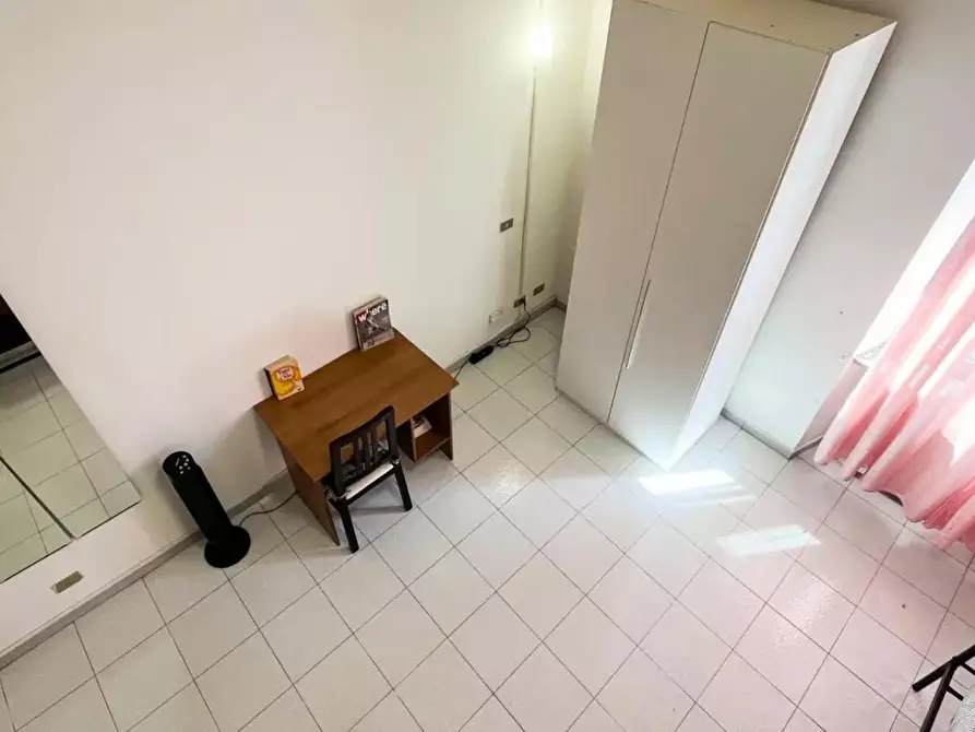 Immagine 4 di Appartamento in affitto  in Via Pavia a Milano