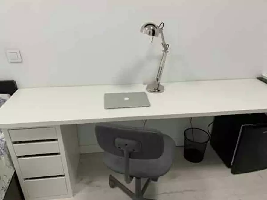 Immagine 7 di Camera in affitto  in Calle de Benito Gutiérrez a Madrid