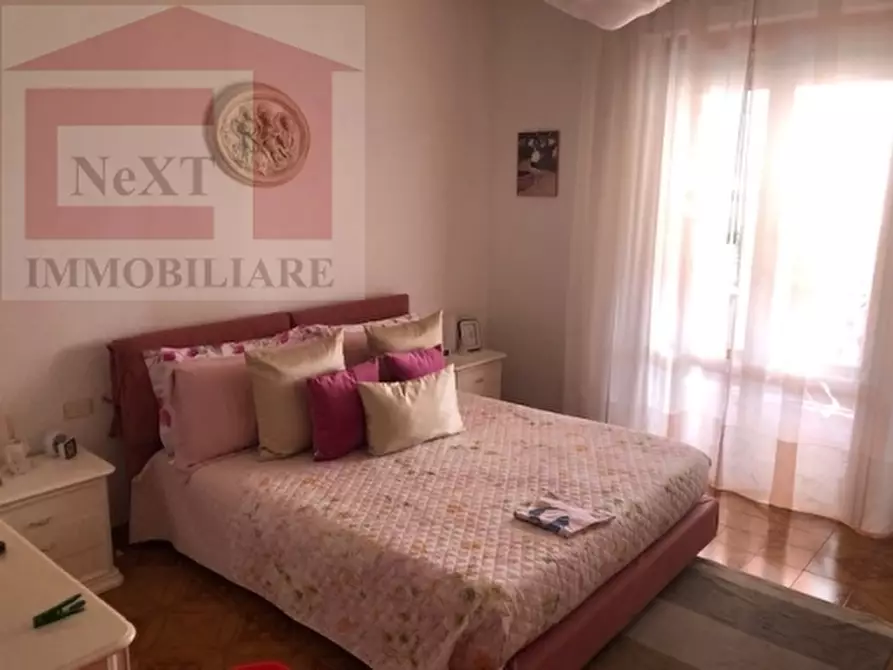 Immagine 6 di Appartamento in vendita  a Greve In Chianti