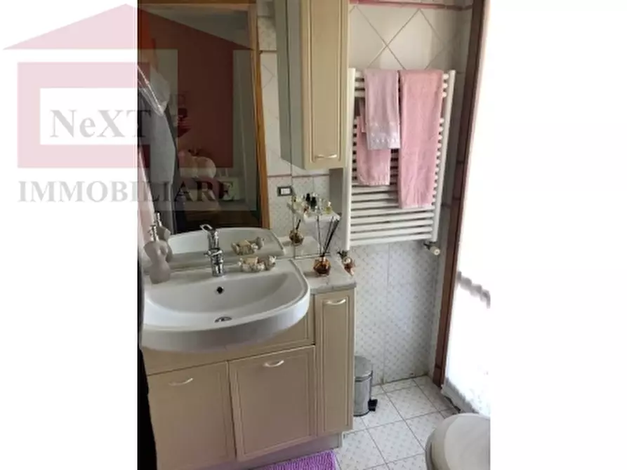 Immagine 14 di Appartamento in vendita  a Greve In Chianti