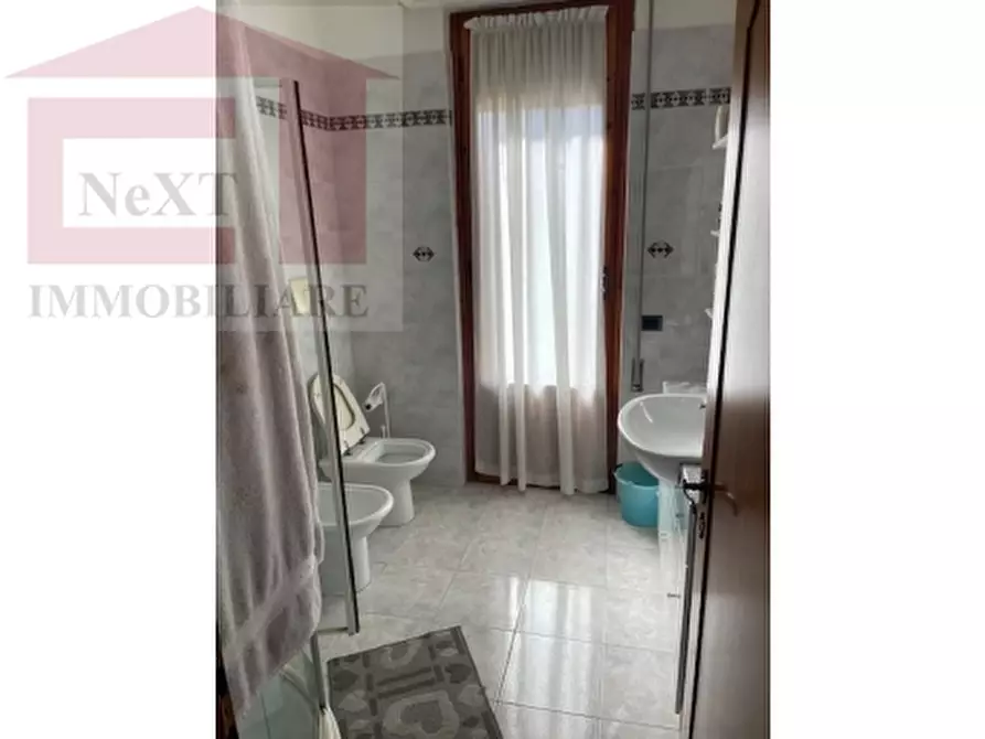 Immagine 13 di Appartamento in vendita  a Rignano Sull'arno