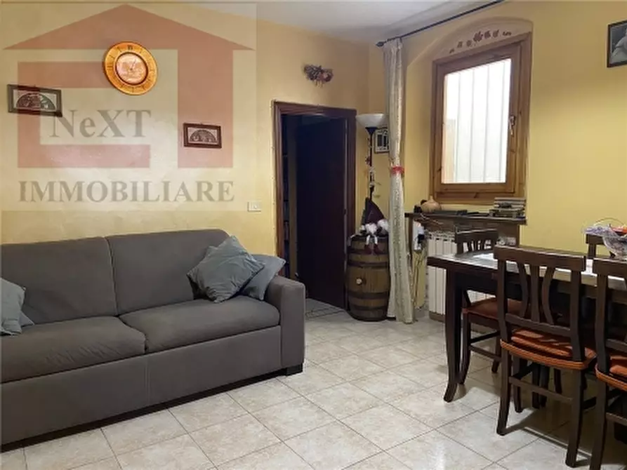 Immagine 1 di Appartamento in vendita  a Figline E Incisa Valdarno