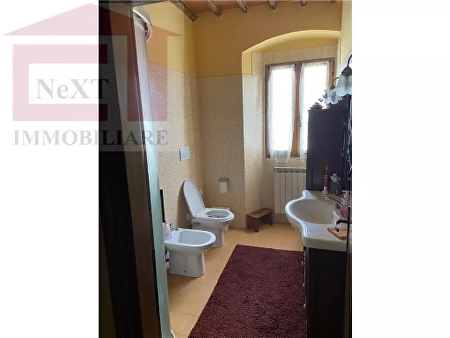 Immagine 11 di Appartamento in vendita  a Figline E Incisa Valdarno