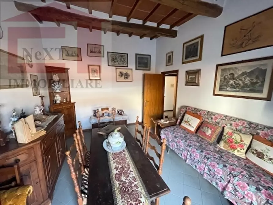 Immagine 4 di Appartamento in vendita  a Figline E Incisa Valdarno