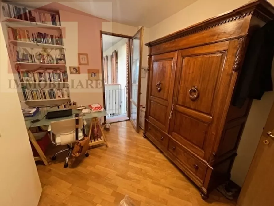 Immagine 13 di Appartamento in vendita  a Figline E Incisa Valdarno