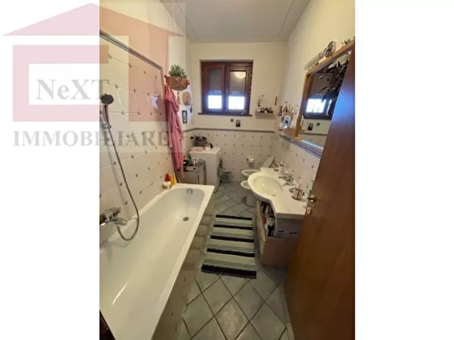 Immagine 16 di Appartamento in vendita  a Figline E Incisa Valdarno