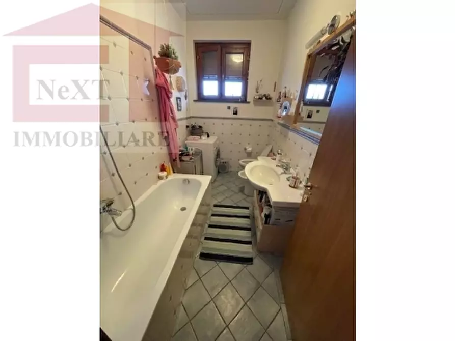 Immagine 17 di Appartamento in vendita  a Figline E Incisa Valdarno