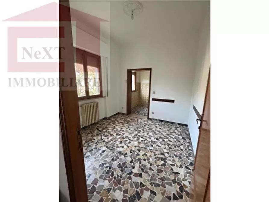 Immagine 12 di Villa in vendita  a Castel San Niccolò