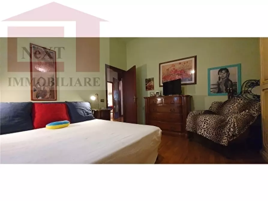 Immagine 9 di Villa in vendita  a Rignano Sull'arno