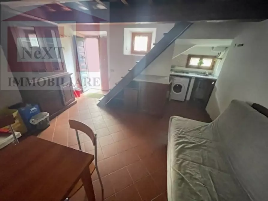 Immagine 1 di Villa in vendita  a Reggello