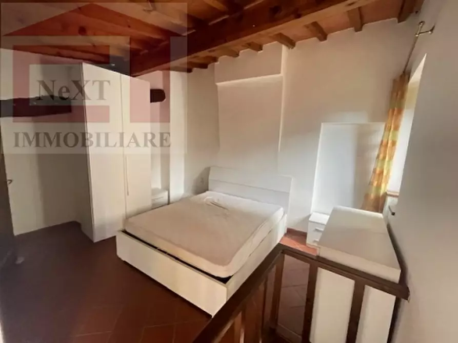 Immagine 4 di Villa in vendita  a Reggello