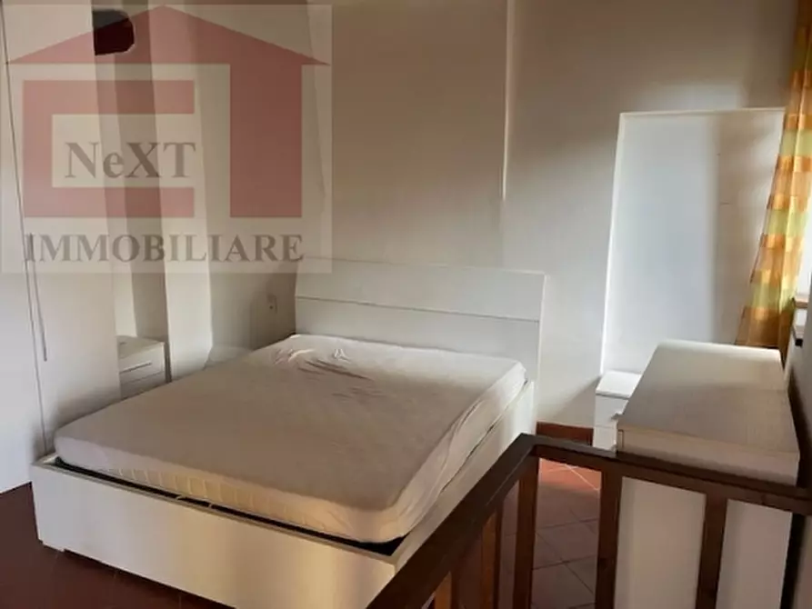 Immagine 6 di Villa in vendita  a Reggello