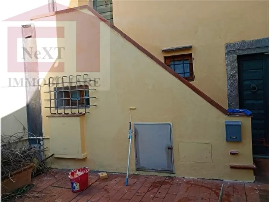 Immagine 8 di Villa in vendita  a Reggello