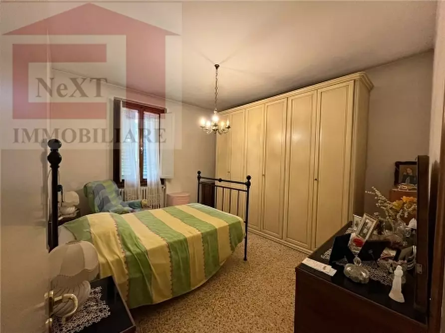 Immagine 9 di Villa in vendita  a Rignano Sull'arno