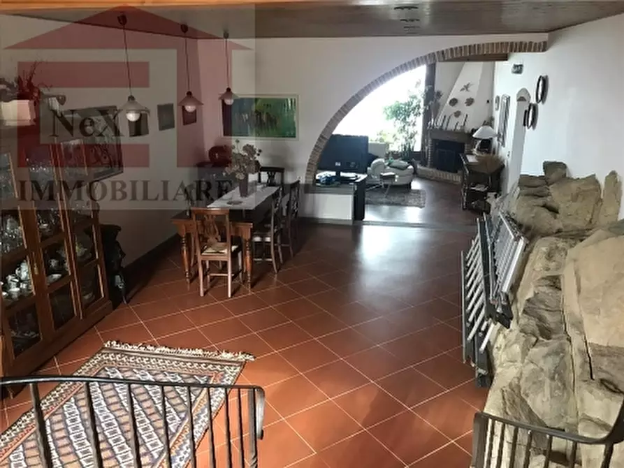 Immagine 4 di Villa in vendita  a Pelago