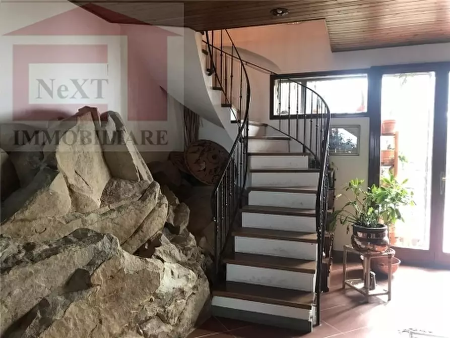 Immagine 8 di Villa in vendita  a Pelago