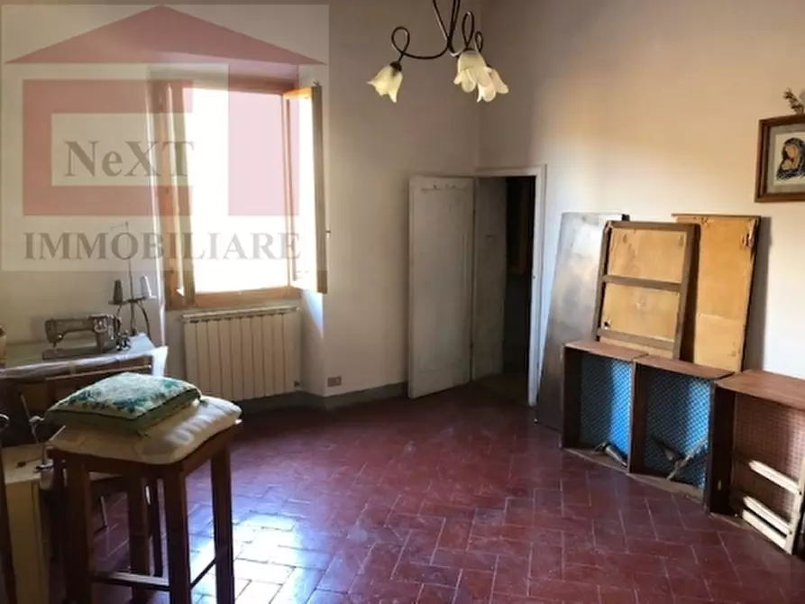 Immagine 10 di Villa in vendita  a Reggello