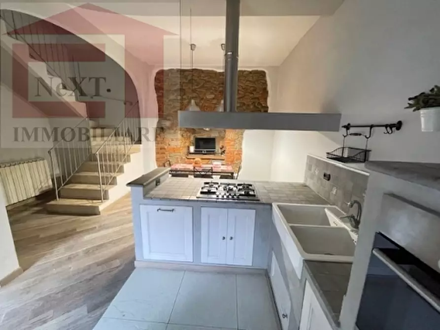 Immagine 2 di Villa in vendita  a Castelfranco Piandiscò