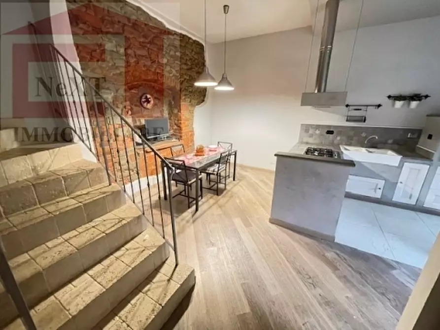 Immagine 3 di Villa in vendita  a Castelfranco Piandiscò