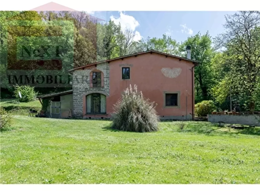 Immagine 1 di Rustico / casale in vendita  a Reggello