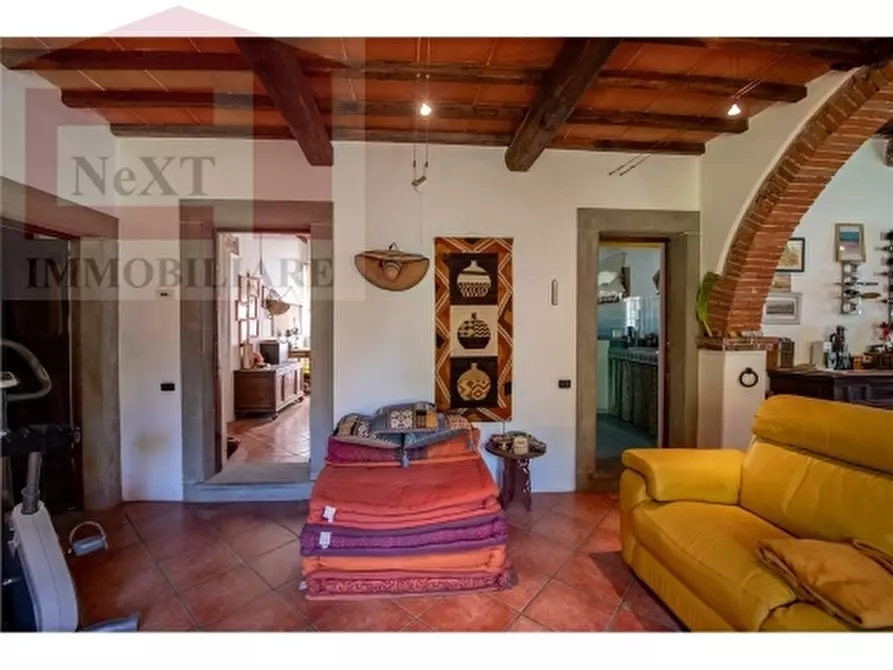 Immagine 10 di Rustico / casale in vendita  a Reggello