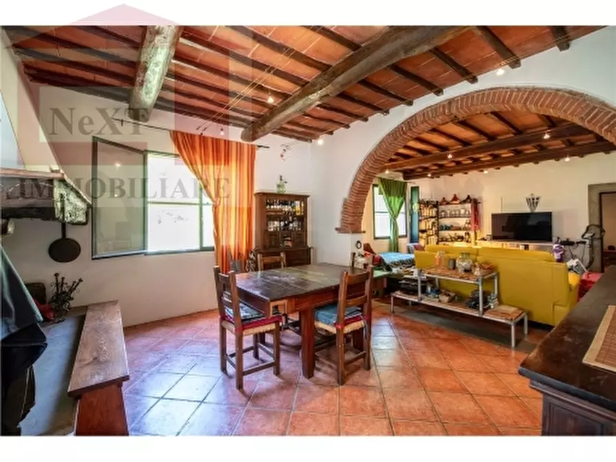 Immagine 13 di Rustico / casale in vendita  a Reggello