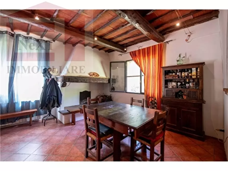 Immagine 14 di Rustico / casale in vendita  a Reggello