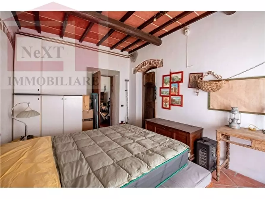 Immagine 20 di Rustico / casale in vendita  a Reggello
