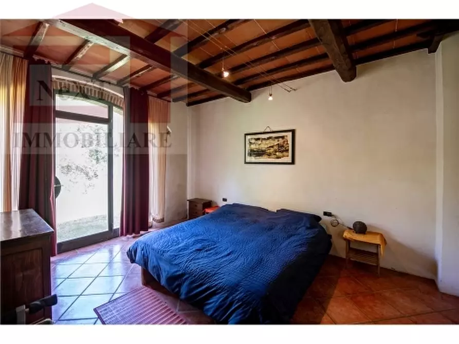 Immagine 21 di Rustico / casale in vendita  a Reggello