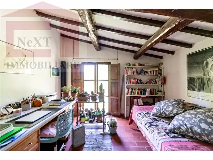Immagine 41 di Rustico / casale in vendita  a Reggello