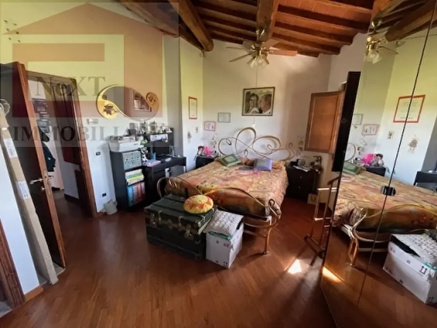 Immagine 11 di Rustico / casale in vendita  a Reggello