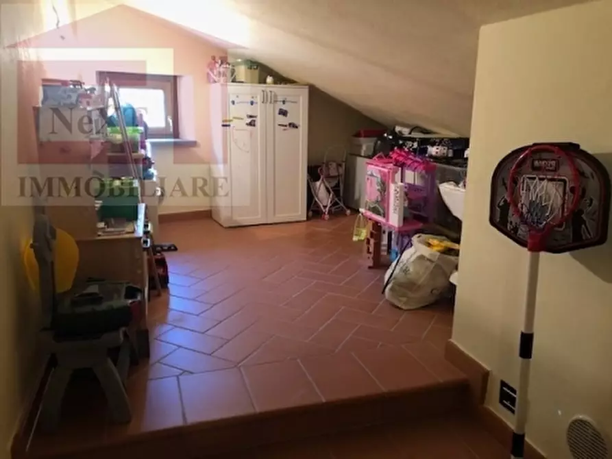 Immagine 11 di Rustico / casale in vendita  a Rignano Sull'arno