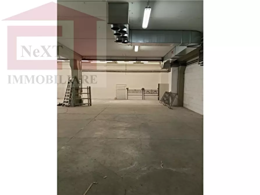 Immagine 4 di Magazzino in vendita  a Rignano Sull'arno