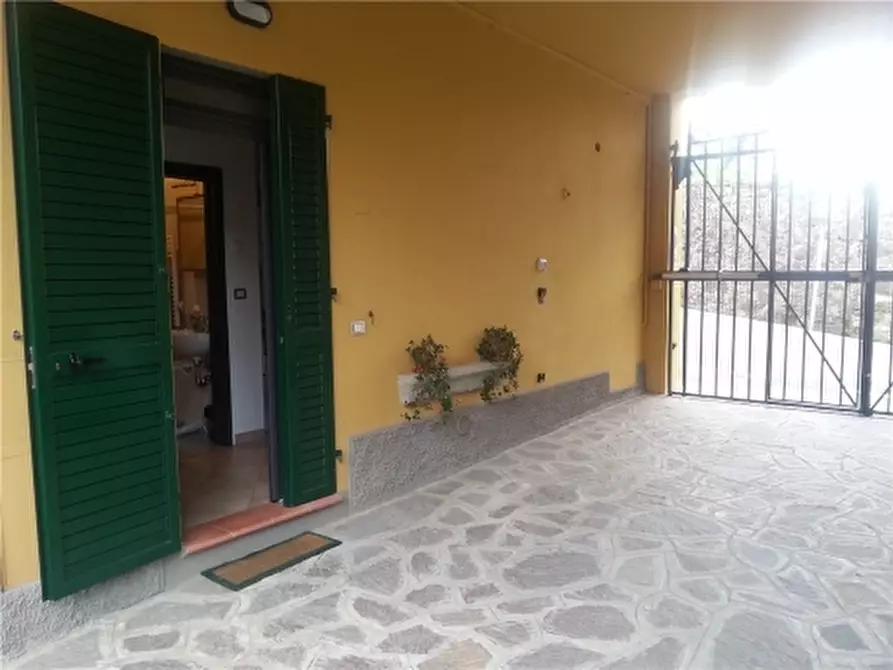 Immagine 10 di Appartamento in affitto  a Fiesole