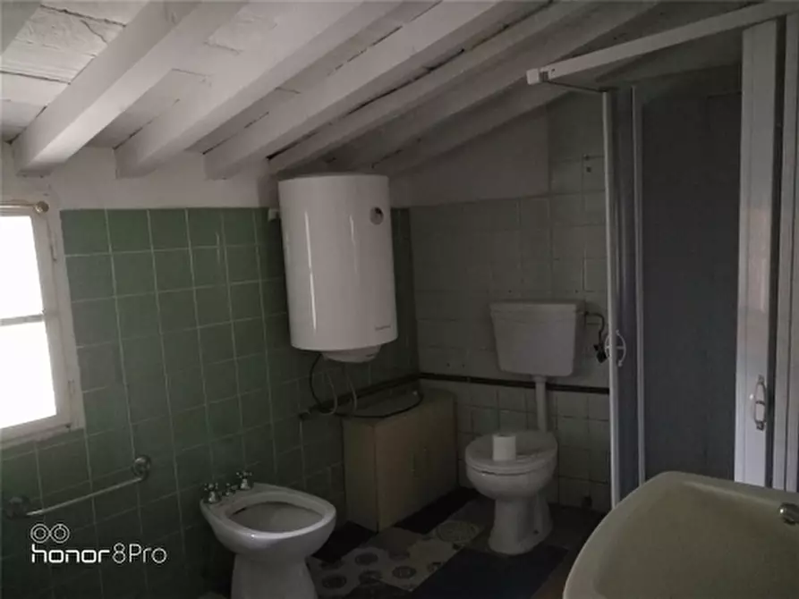 Immagine 14 di Appartamento in affitto  a Fiesole