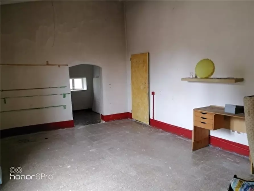 Immagine 17 di Appartamento in affitto  a Fiesole