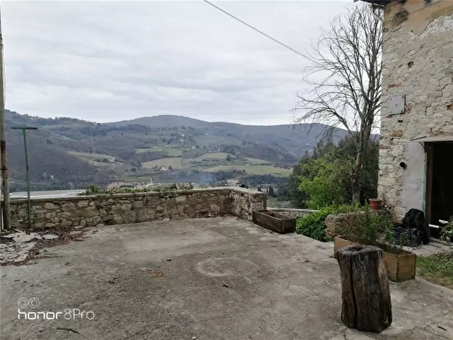 Immagine 25 di Appartamento in affitto  a Fiesole