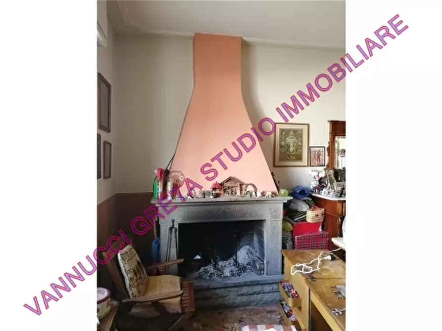 Immagine 15 di Appartamento in vendita  a Impruneta